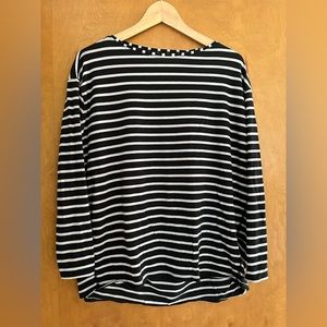 Lululemon Back in Action Striped Shirt * size 8